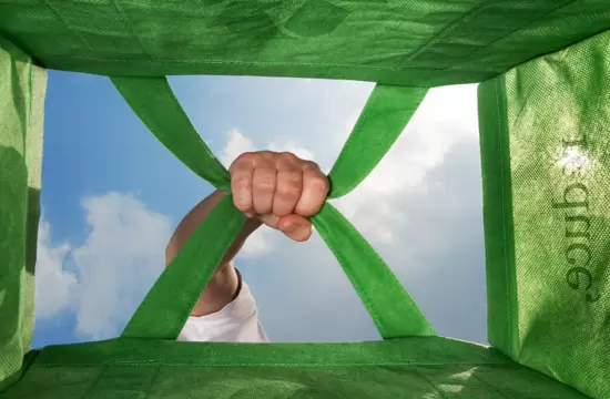 How to Achieve Sustainability in Retail with AIDC